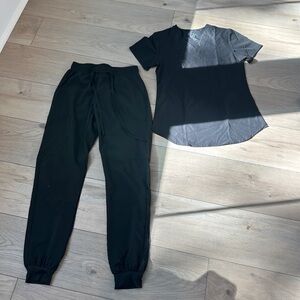 Green Town GT BLACK scrub set - pocket top and multipocket jogger XS
